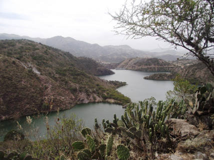 Ecoparque El Comalillo - Pesca, kayak y senderismo